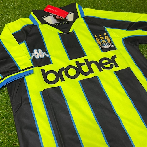 Picture of Manchester City 98/99 Away