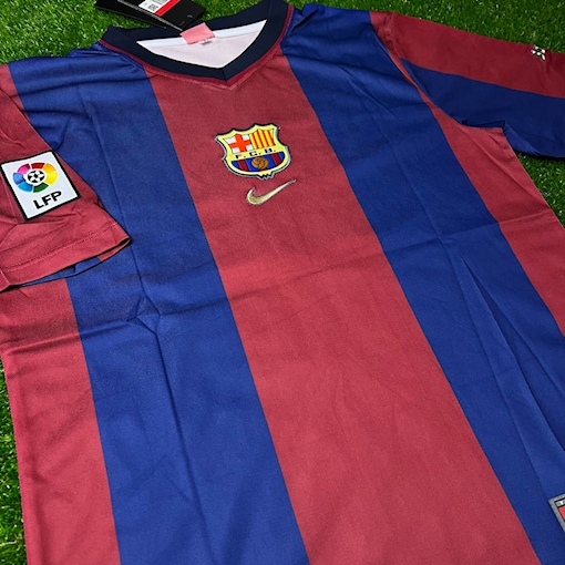 Picture of Barcelona 98/99 Home Xavi