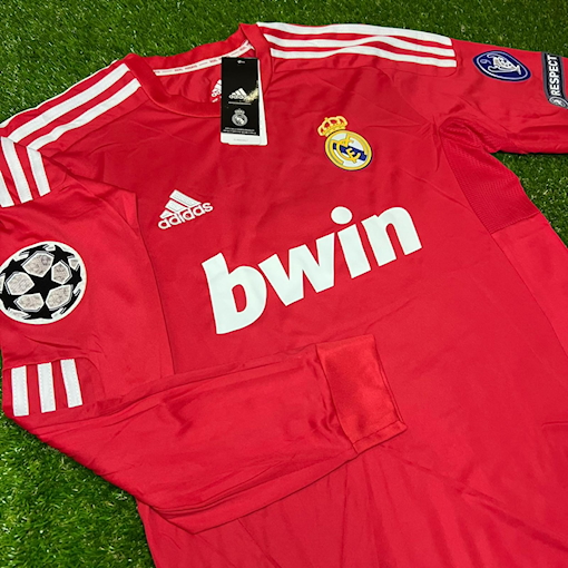 Picture of Real Madrid 11/12 Third Ronaldo Long-Sleeve