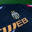 Picture of Juventus 01/02 Away