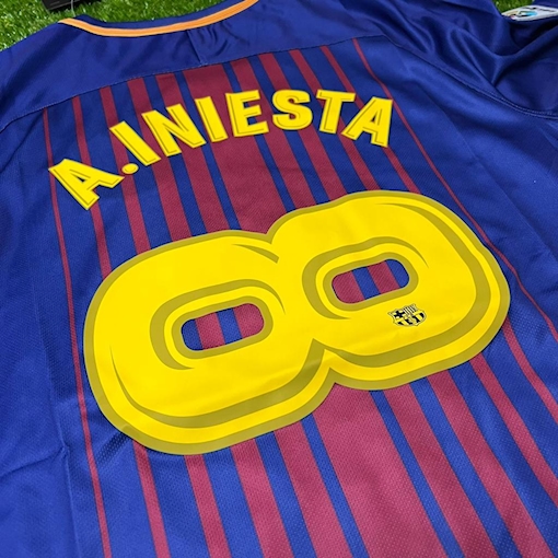 Picture of Barcelona 17/18 Home Iniesta 