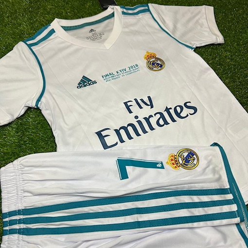 Picture of Real Madrid 17/18 Home Kids Ronaldo