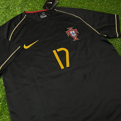 Picture of Portugal 2006 Away C.Ronaldo 