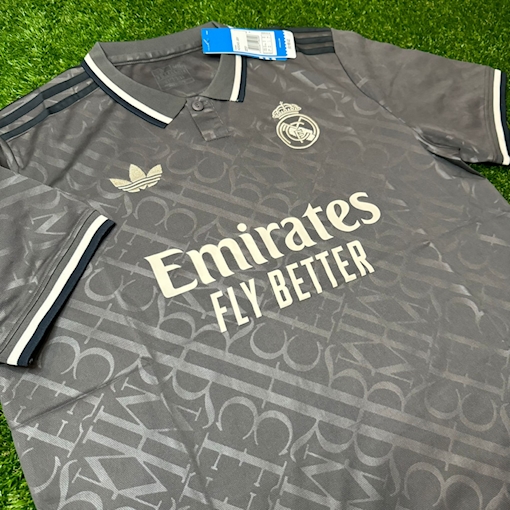 Picture of Real Madrid 24/25 Third Grey