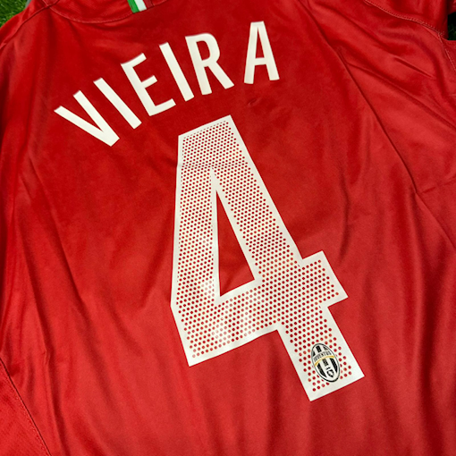 Picture of Juventus 05/06 Away Vieira