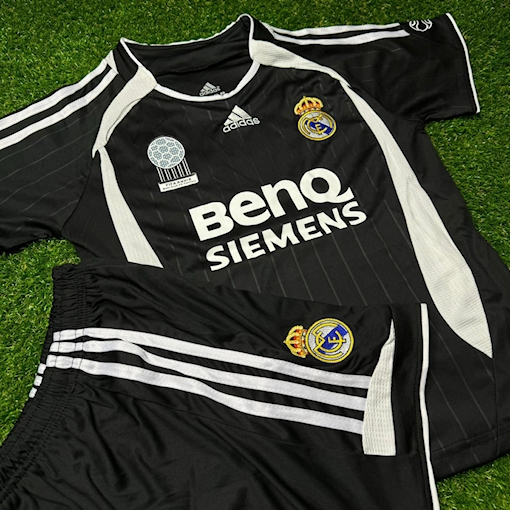 Picture of Real Madrid 06/07 Away Raul Kids