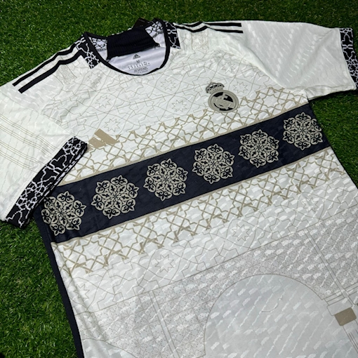 Picture of Real Madrid 24/25 Special Edition White Player Version