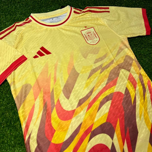 Picture of Spain 2024  Special Edition Player Version - Yellow