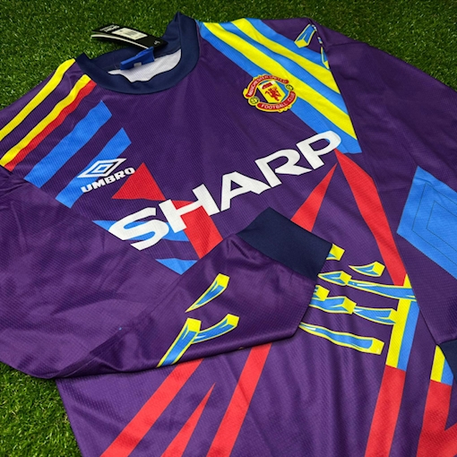 Picture of Manchester United 92/93 Goalkeeper Purple Long - Sleeve