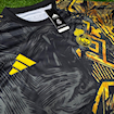 Picture of Real Madrid 24/25 Special Lion Version Black/Gold