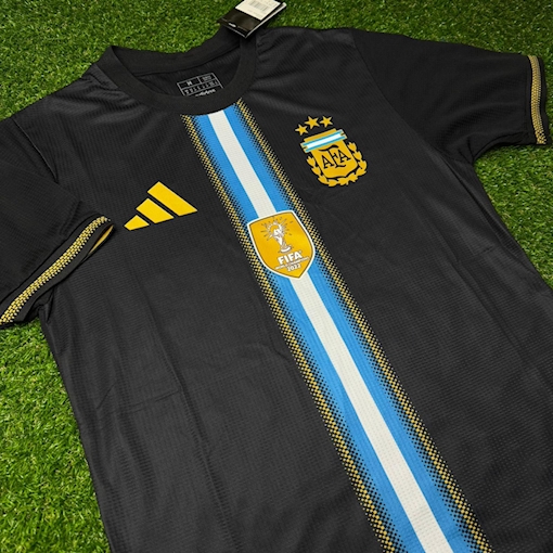 Picture of Argentina Golden Bisht Player Version