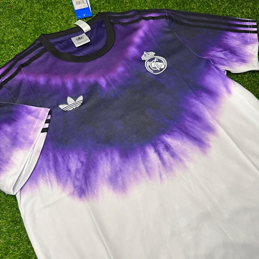 Picture of Real Madrid 2025 Special Adidas Trefoil  White/Purple Leaked