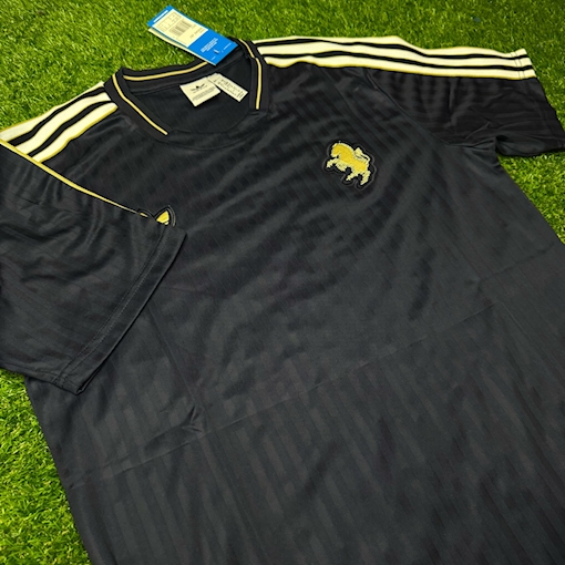 Picture of Juventus 25/26 Terrace Icons jersey