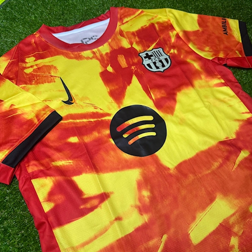 صورة Barcelona 25/26 Firestorm Edition