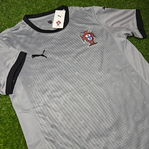 صورة Portugal 2025 Goalkeeper - Grey