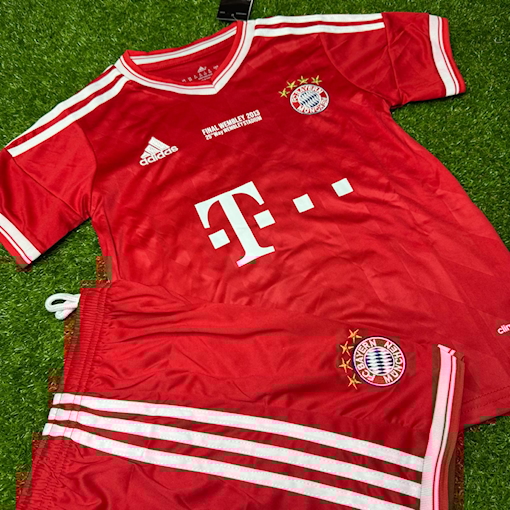 Picture of Bayern Munich 13/14 Home Final Kids 