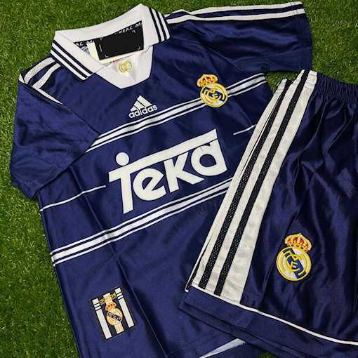 Picture of Real Madrid 98/99 Away Kids