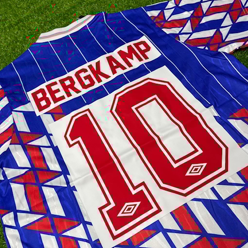 Picture of Ajax 89/90 Away Bergkamp