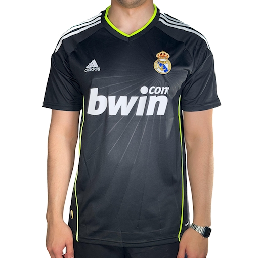 Picture of Real Madrid 10/11 Away