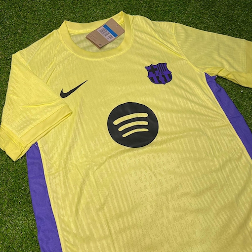 صورة Barcelona 25/26 Yellow Edition Player Version