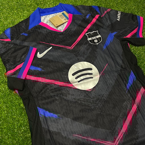 صورة Barcelona 25/26 Neon Strike Black Edition Player Version
