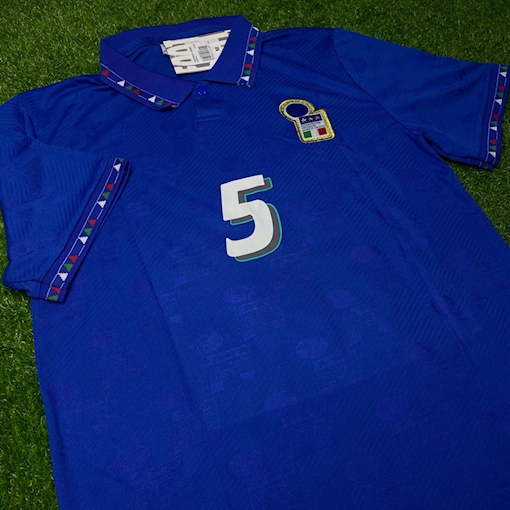 صورة Italy 1994 Home Maldini