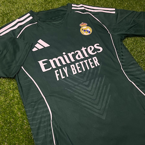 صورة Real Madrid 25/26 Green Edition Player Version