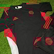 Picture of Bayern Munich 2025 Training Kit Black/Rea
