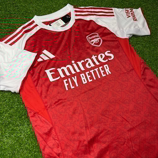 صورة Arsenal 25/26 Home