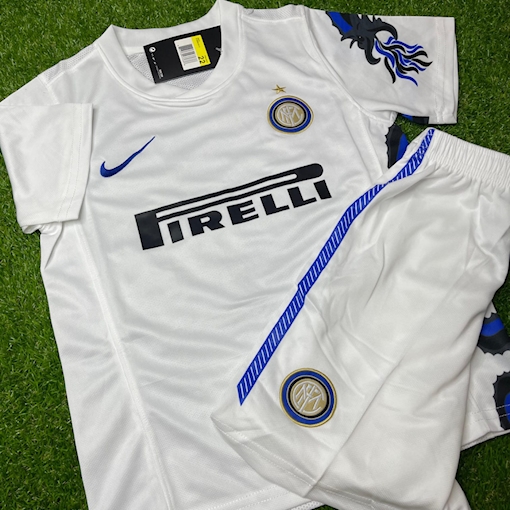 Picture of Inter Milan 10/11 Away Kids