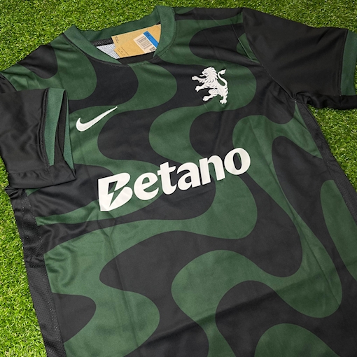 Picture of Sporting Lisbon 25/26 Away C.Ronaldo