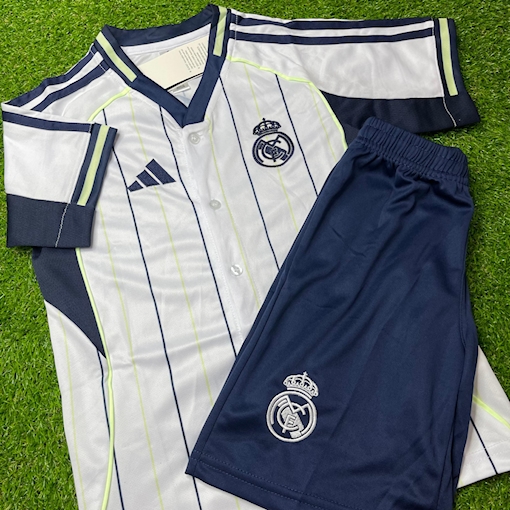 Picture of Real Madrid 25/26 Retro Edition Kids