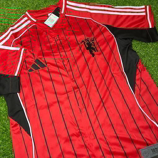 Picture of Manchester United 25/26 US Pack Shirt Retro Edition