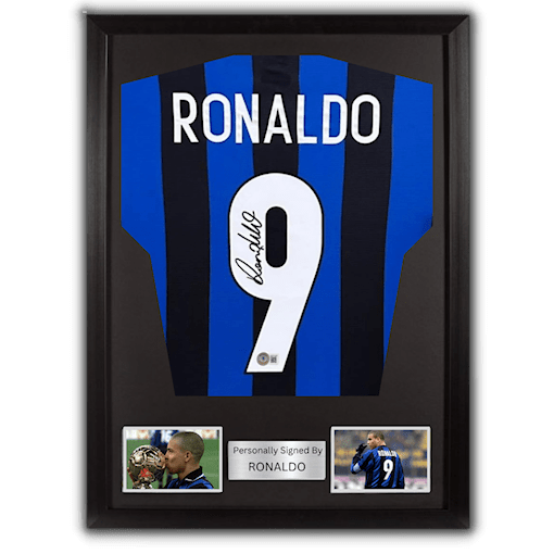 صورة Ronaldo Nazario signed & framed